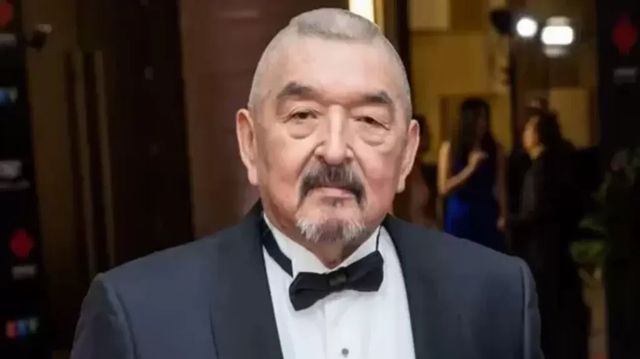 Graham Greene, a trailblazing Indigenous actor best known for ‘Dances with Wolves’, dies at 73