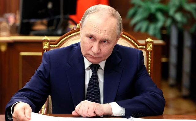 Zelensky: 'Scambio di 500 prigionieri nel fine settimana'