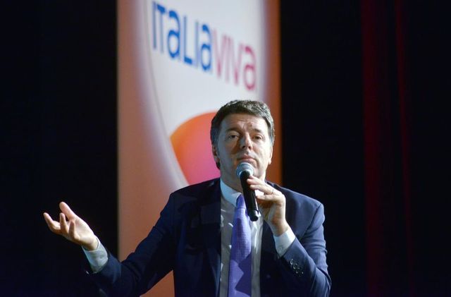 Coronavirus, Renzi: “Ironia su mascherine è indegna”