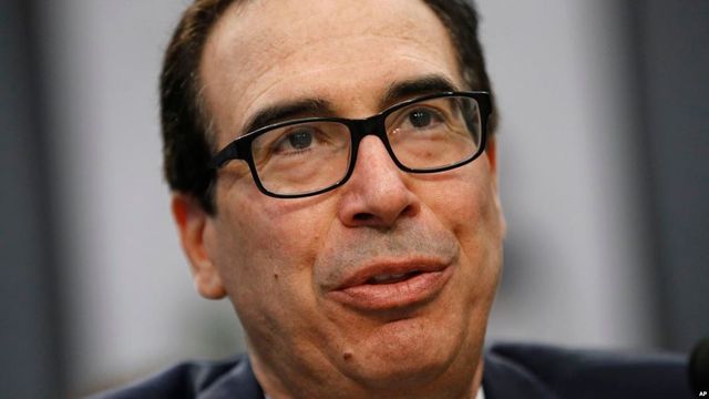 Мнучин отказался предоставить налоговые декларации Трампа Конгрессу