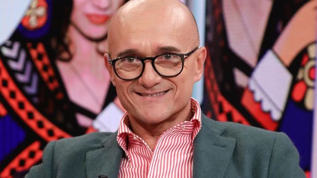 Grande Fratello, Alfonso Signorini ammette: “Abbiamo sbagliato cast, basta trash”