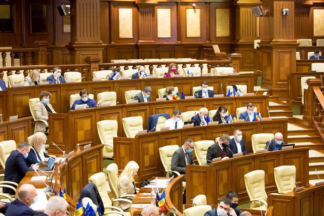 Deputații din Adunarea Populară a Găgăuziei nu s-au înțeles cu privire la data alegerilor