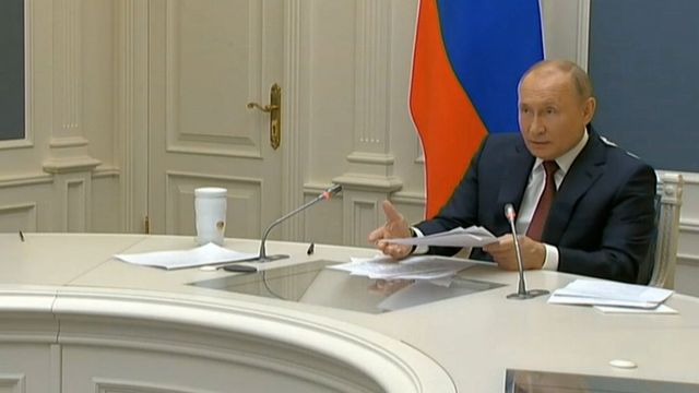 Путин высказался о красных линиях в отношениях с Украиной
