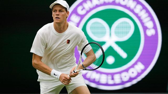 Wimbledon, sorteggiati i tabelloni: Sinner contro Nardi, subito derby italiano