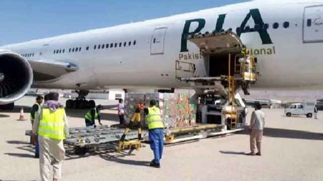 Un avion cu peste 12 tone de medicamente a aterizat în Afganistan