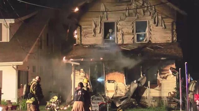 Cinci copii au murit după ce creșa în care se aflau a luat foc