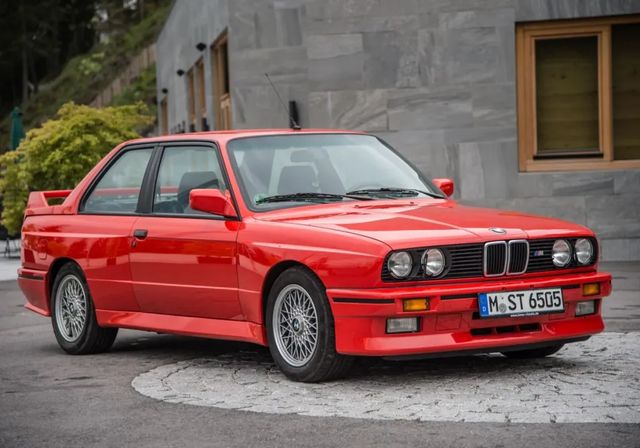 Del BMW M3 de 1985 al M2 de 2025: un viaje por la tradición deportiva