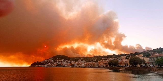 Ministerul de Externe îndeamnă moldovenii să evite deplasările pe insula Thasos, din cauza incendiilor de vegetație