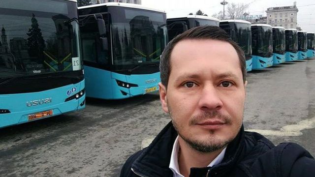 Percheziții pe mai multe adrese din Chișinău în legătură cu achizițioarea celor 31 de autobuze ISUZU
