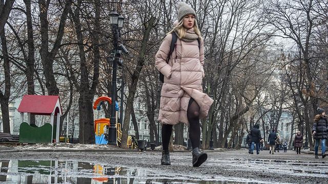 Россиянам пообещали рост зарплат в этом году