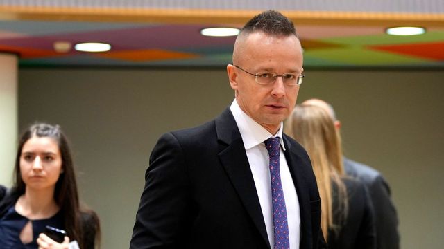 Szijjártó: a kormány nem enged a nyomásgyakorlásnak az ukrán EU-csatlakozási tárgyalások ügyében