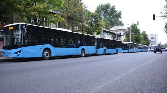 Încă 5 autobuze noi au fost puse în circulație pe străzile Capitalei