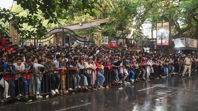 RCB announces ₹10 lakh for families of Bengaluru stampede victims