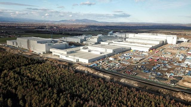 Megsemmisítették a gödi Samsung gyár működéséhez szükséges környezethasználati engedélyt