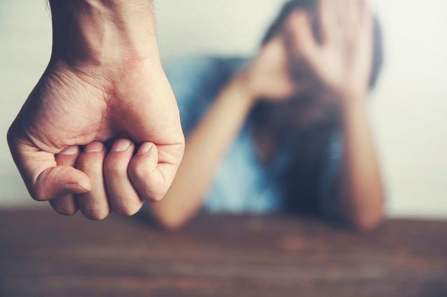 Un bărbat din Fălești, condamnat la cinci luni de închisoare pentru încălcarea ordinului de protecție într-un caz de violență în familie