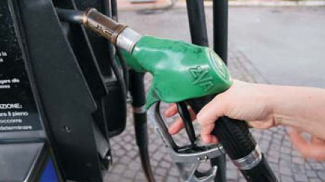 ANRE anunță noile prețuri la carburanți