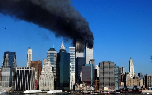 Un manual de istorie publicat în Franța sugerează că atacurile teroriste de la 11 septembrie 2001 au fost orchestrate de CIA