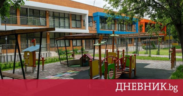 Дете избяга от детската градина и отиде до магазина