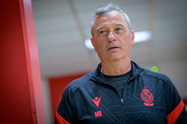 Mircea Rednic a fost demis de Standard Liege după doar 5 meciuri