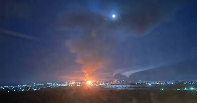 Útok drony způsobil požár v elektrárně v Novočerkassku v Rusku