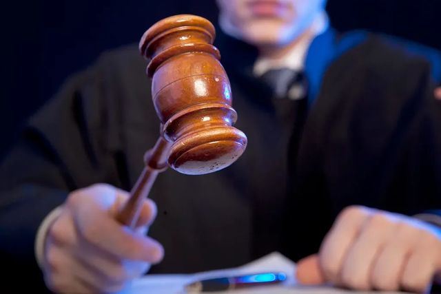 Magistrații Judecătoriei Ploiești au decis să suspende zilnic ședințele de judecată