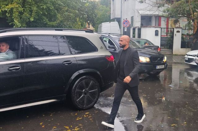 Radu Drăgușin, aproape de revenirea la Tottenham! După 262 de zile, românul ar putea fi pe banca lui Thomas Frank