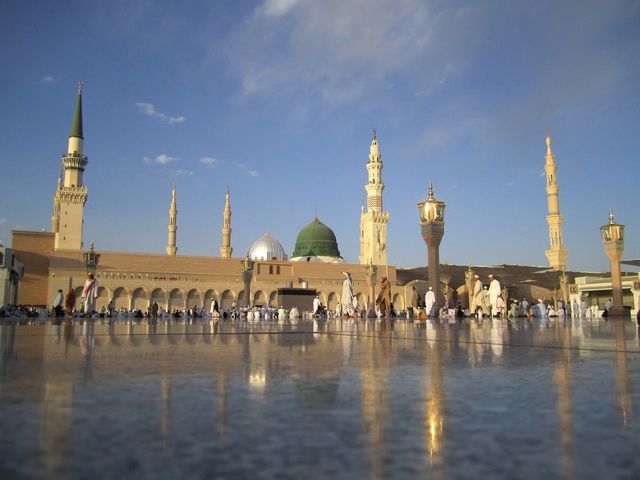 Arabia Saudita anunta ca va incepe sa emita vize turistice