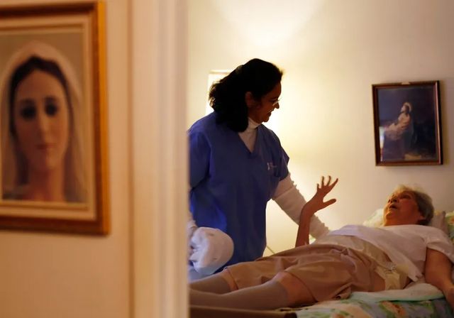 Más de 25.000 españoles han muerto este año a la espera de ayudas a la dependencia