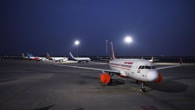 Airlines may cancel flights delayed beyond 3 hours: Aviation body issues SOPs