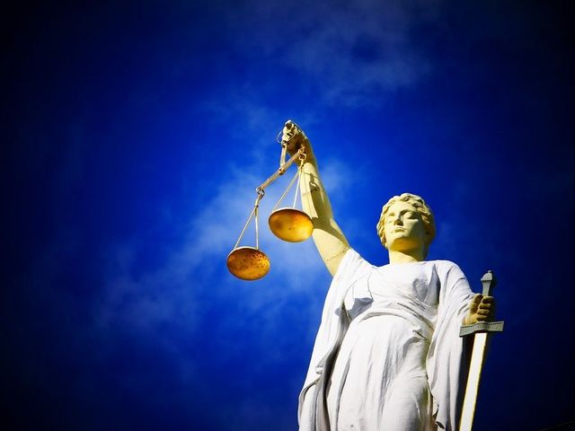 Льва Шлосберга допросили по делу журналистки Светланы Прокопьевой, обвиняемой в оправдании терроризма