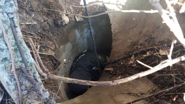Un bărbat căzut într-o gură de canalizare din Chișinău, a fost salvat, după ce un trecător i-a auzit strigătul disperat