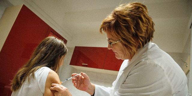 Jövő héten az egész ország területén elérhető lesz az influenza elleni védőoltás a háziorvosoknál