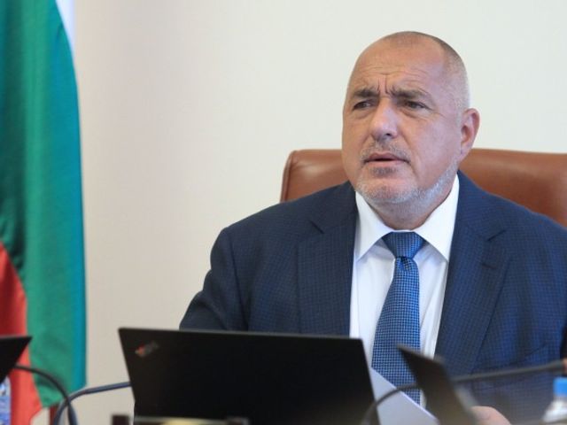 Най-бедните пенсионери ще получат коледни добавки