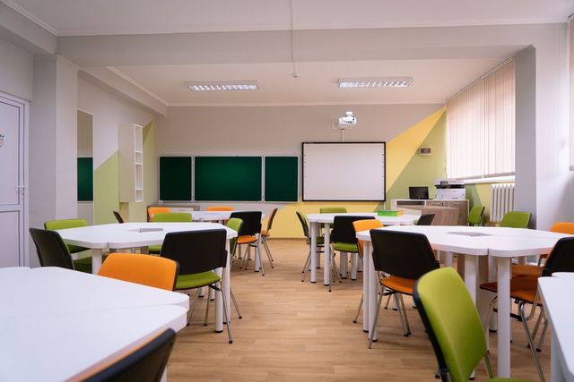 Rețeaua de școli-model în Moldova va fi extinsă cu încă 15 instituții