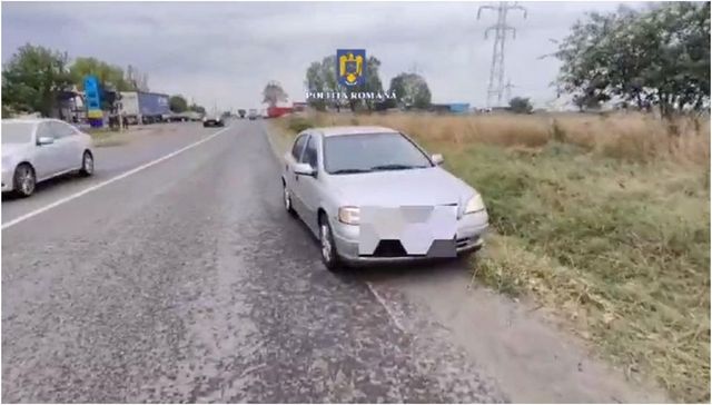 Șofer încătușat în trafic, după o urmărire periculoasă. Beat, a refuzat să oprească, a accelerat și a circulat pe contrasens