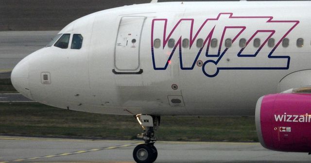 Ismét Párizsban hagyta a Budapestre készülő utasait a Wizz Air