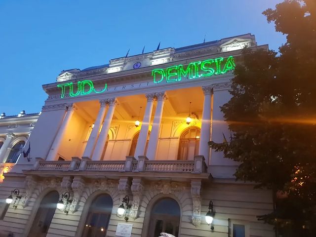 Protest cu laserul la Universitatea Alexandru Ioan Cuza din Iași