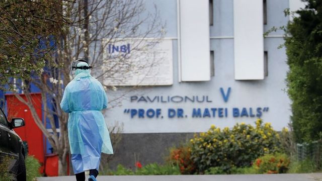 Un pacient infectat cu coronavirus internat la Institutul Matei Balș s-a aruncat de la etaj