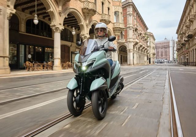 Nuevo Yamaha Tricity 125 2025, más moderno y conectado
