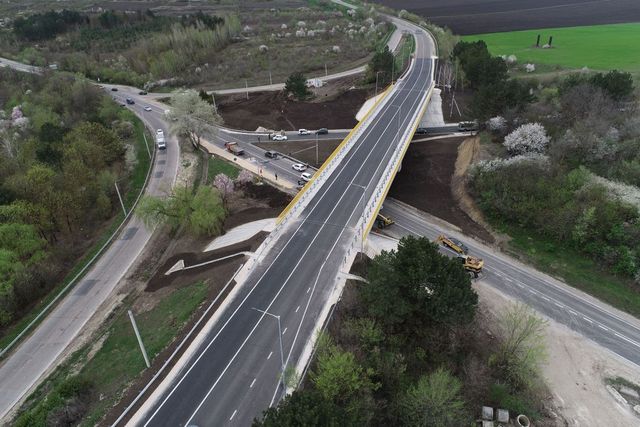 Lucrările de reparație capitală a podului din proximitatea orașului Cricova, finalizate