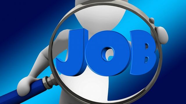 Близо 24 000 безработни са започнали работа през март