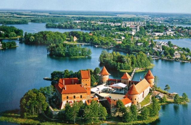 Accesul în Lituania, interzis de luni pentru cetățenii care vin din România