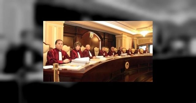 CCR discuta astazi propunerile legislative de revizuire a Constitutiei