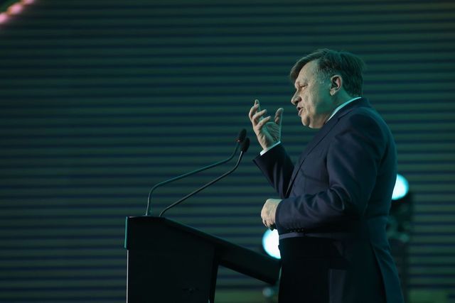 Crin Antonescu: Îmi pare rău că am eșuat în aritmetica politică