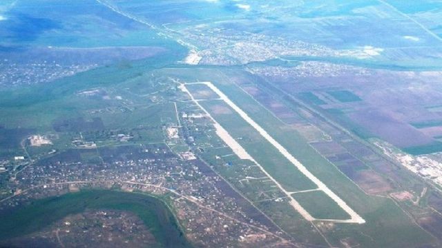 Un avion din Ucraina a aterizat pe aeroportul de la Mărculești. Zborul, coordonat cu autoritățile