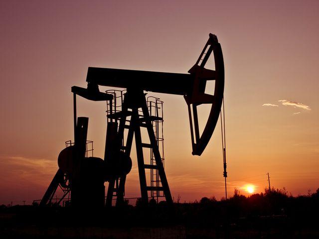 Prețurile petrolului au crescut miercuri la cele mai ridicate niveluri de la începutul lunii martie