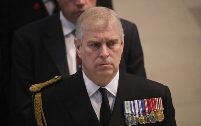 Prințul Andrew a renunțat la îndatoririle publice, în urma scandalului Epstein