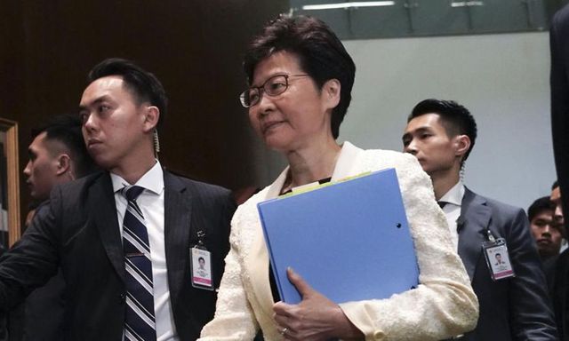 Hong Kong, il governo ritira la legge sulle estradizioni in Cina
