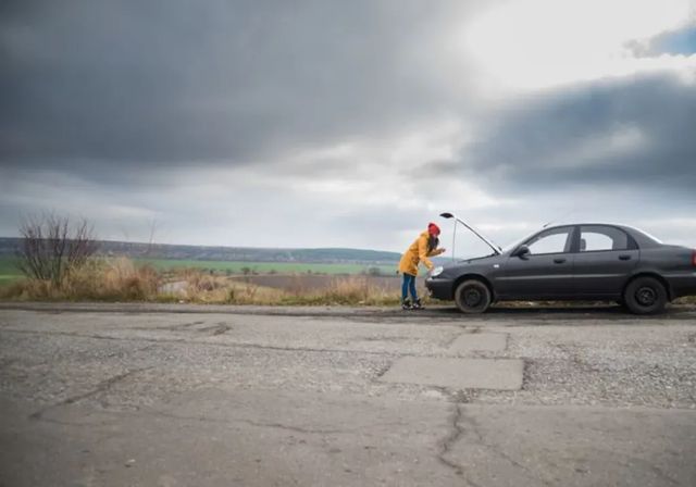 A partir de qué edad aumenta el riesgo de accidentes debido a fallos técnicos en un coche