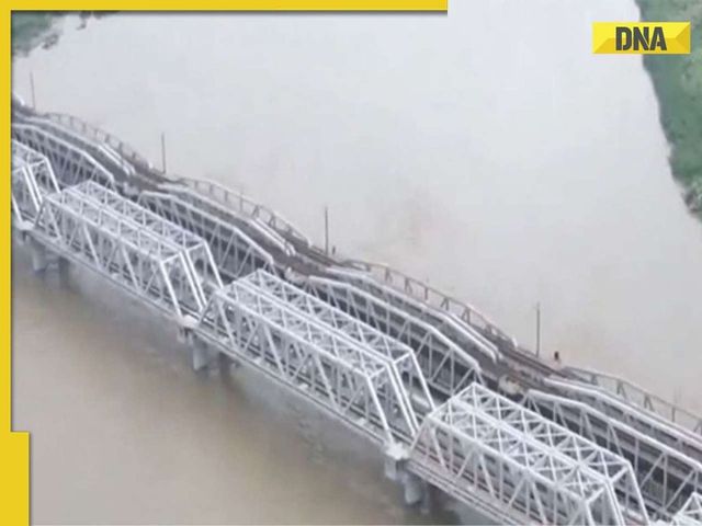 Flood alert in Delhi as Yamuna nears danger mark, people told to evacuate